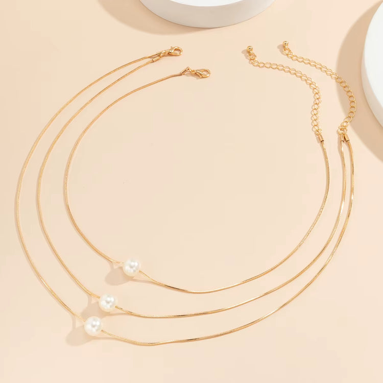 Lunaraβ’ Boho Pearl Clavicle Necklace β Effortless Glow, Timeless Grace