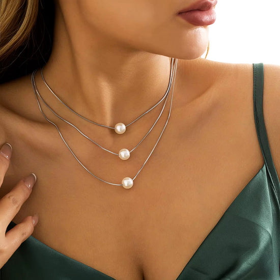 Boho Pearl Clavicle Necklace pearl chain design
