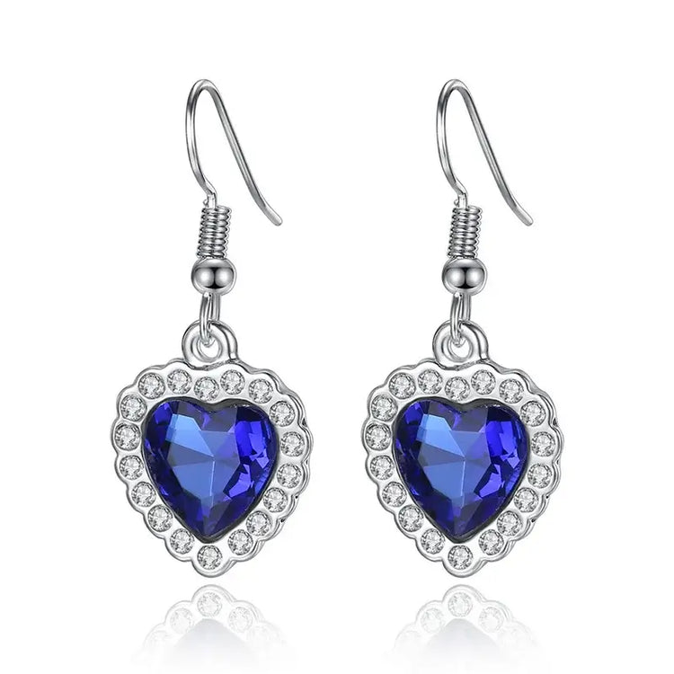 Titanic Heart of the Ocean Jewelry Set featuring stunning heart-shaped blue crystal earrings.