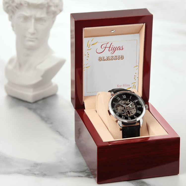 Leather Watch Sporty Elegant leather strap detail