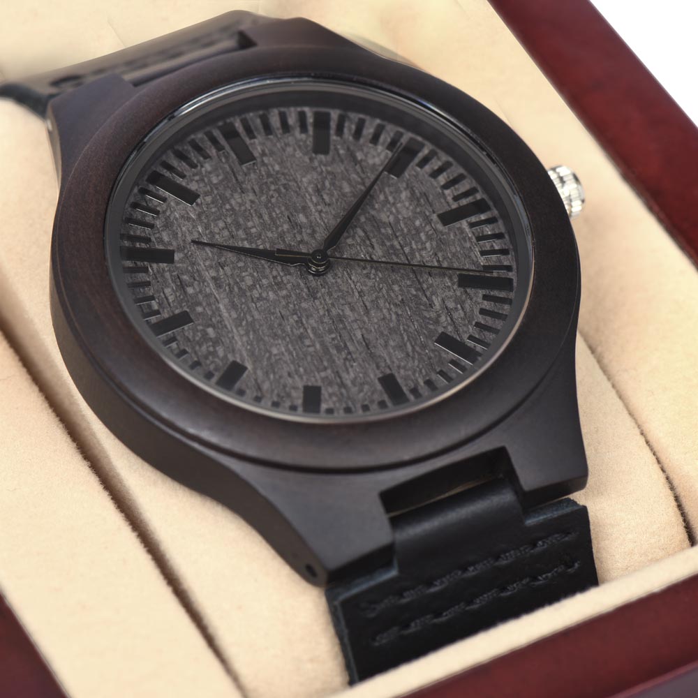 Wooden Watch Classic Timepiece natural wood grain