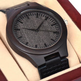 Wooden Watch Classic Timepiece natural wood grain